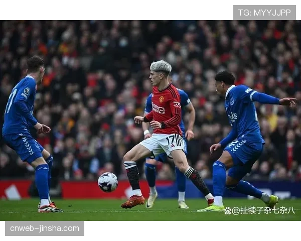 曼联2-2战平埃弗顿，红魔最后时刻被对手角球扳平